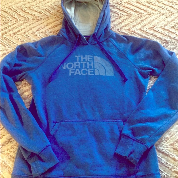 blue face baby north face hoodie
